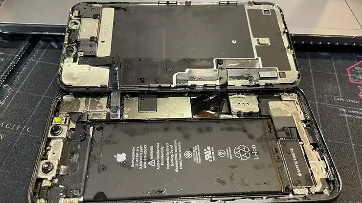 Harga Repair Phone Masuk Air