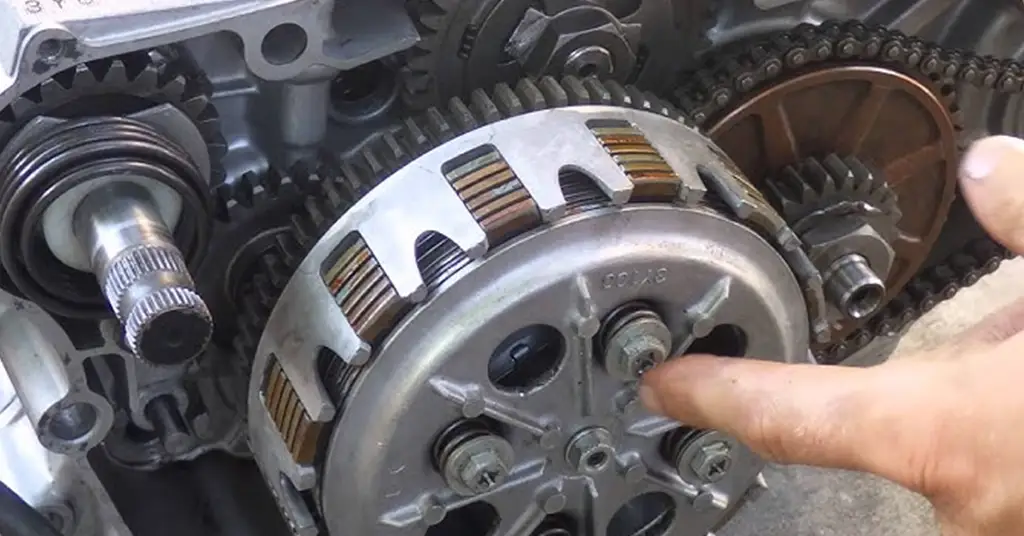 Tanda Penukaran Clutch Plate Motor Tidak Boleh Ditangguhkan